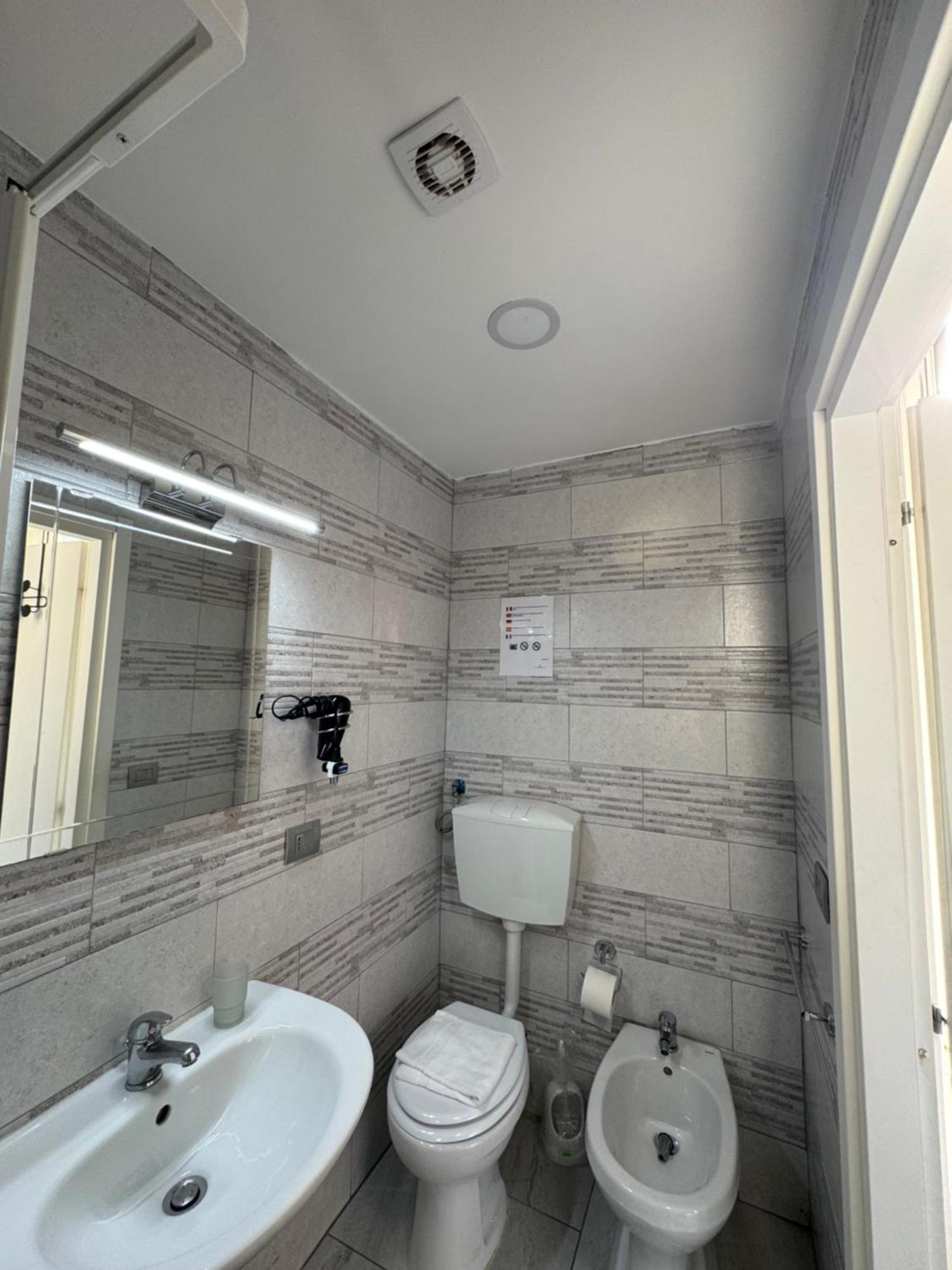 B&B San Ferdinando Napoli エクステリア 写真