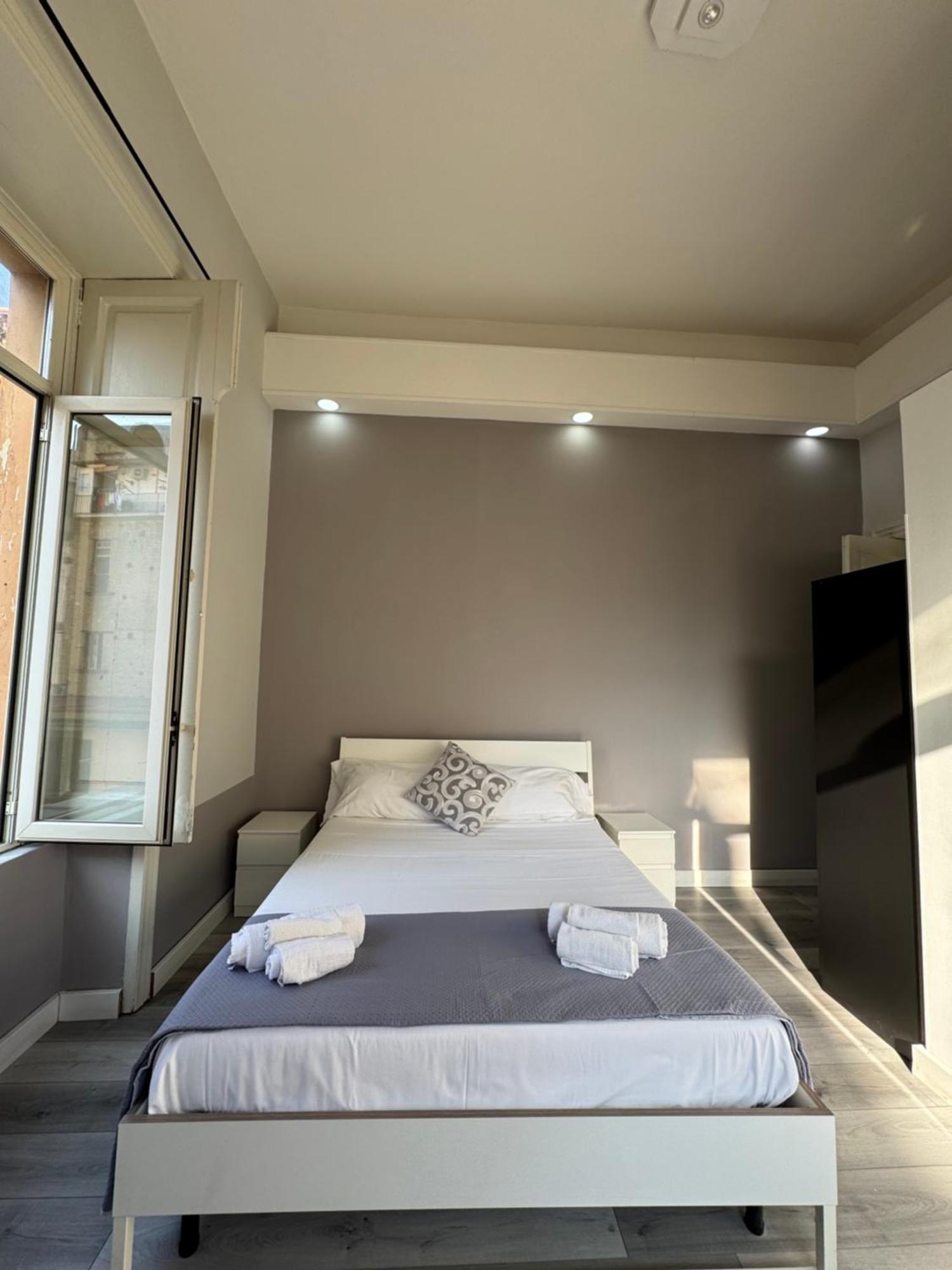 B&B San Ferdinando Napoli エクステリア 写真